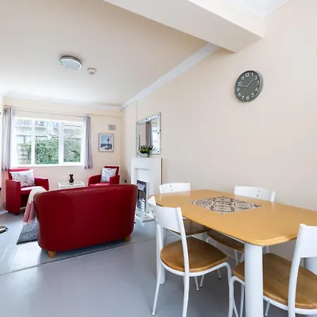 Charming 2 Bed - 5mins To Aviva Stadium Dublin